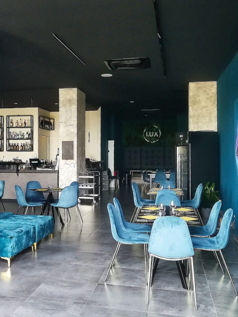 sala_lux_steakhouse_arredamento_ristorante_augusta