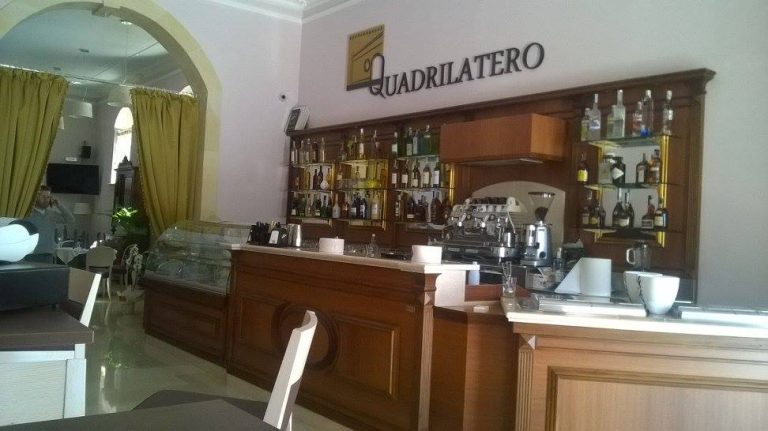 bancone_quadrilatero_noto