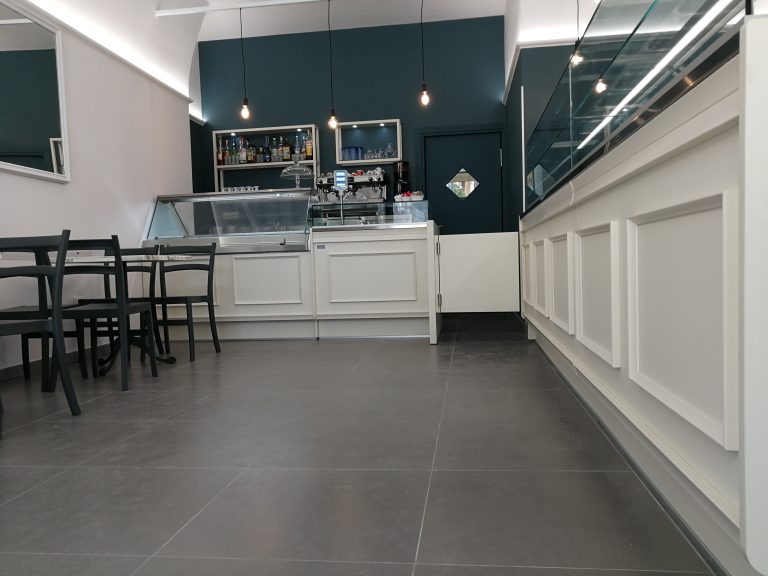 sala_e_bancone_pasticcieria_piero_noto