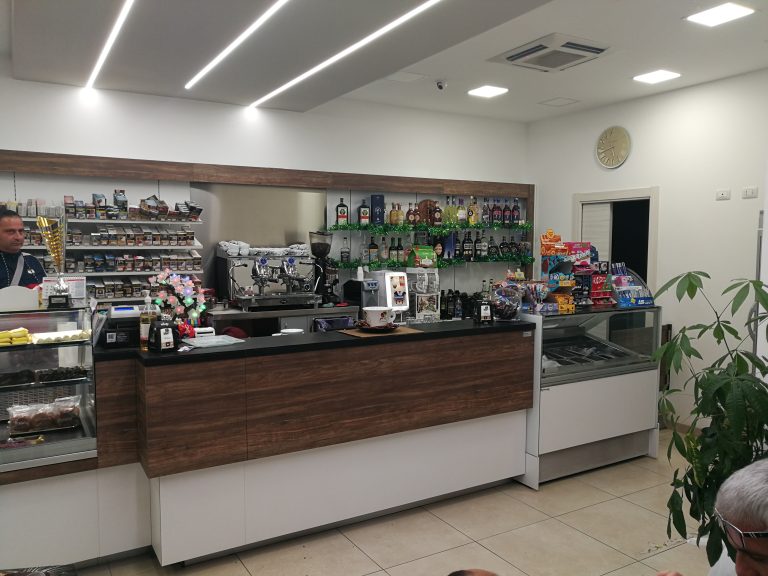 bancone_bar_nazionale_cassibile_3