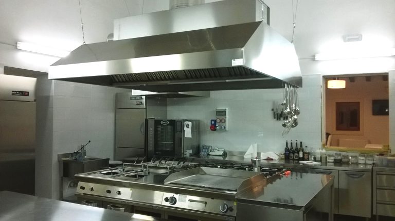 cucina_professionale_ristorante_quadrilatero_noto