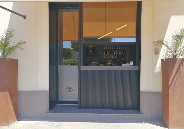 ingresso_caffè_al_ciclope_pachino