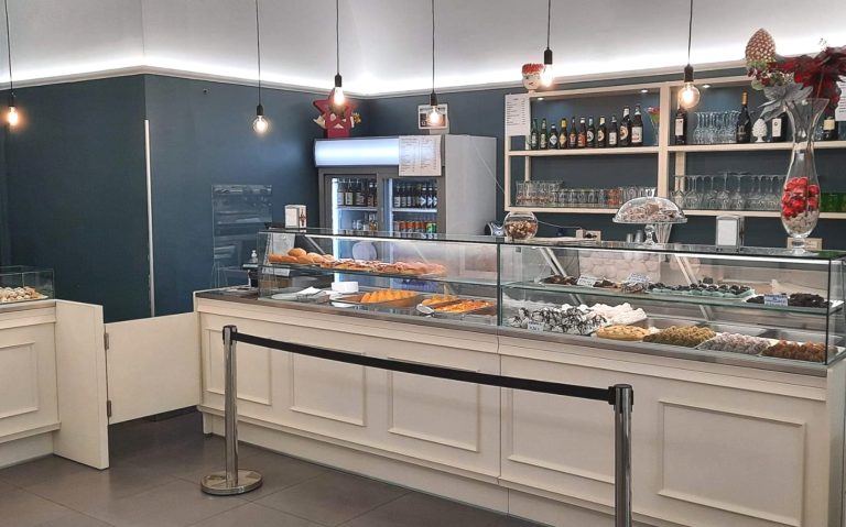 bancone_stile_classico_pasticcieria_piero_noto_2